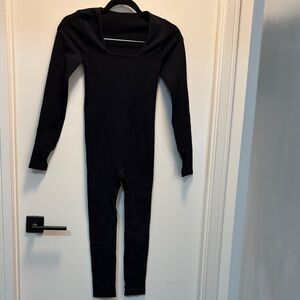 Black Long-Sleeve Kids One-Piece Bodysuit